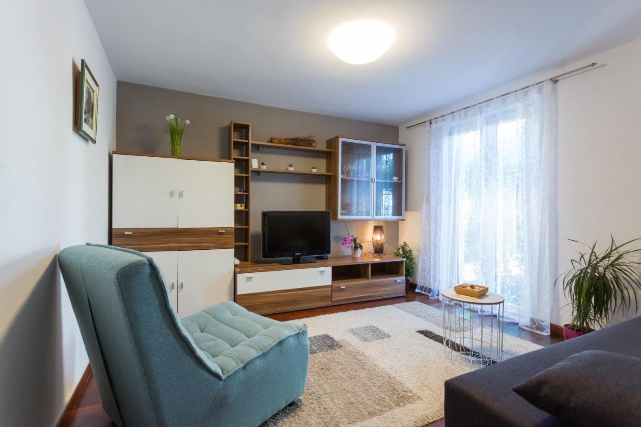 Apartments Lidija - Sea View Apartment With Exclusive Right Of Using Hot Tub Or Split Level Apartment With Exclusive Right Of Using Pool Подстрана Екстер'єр фото