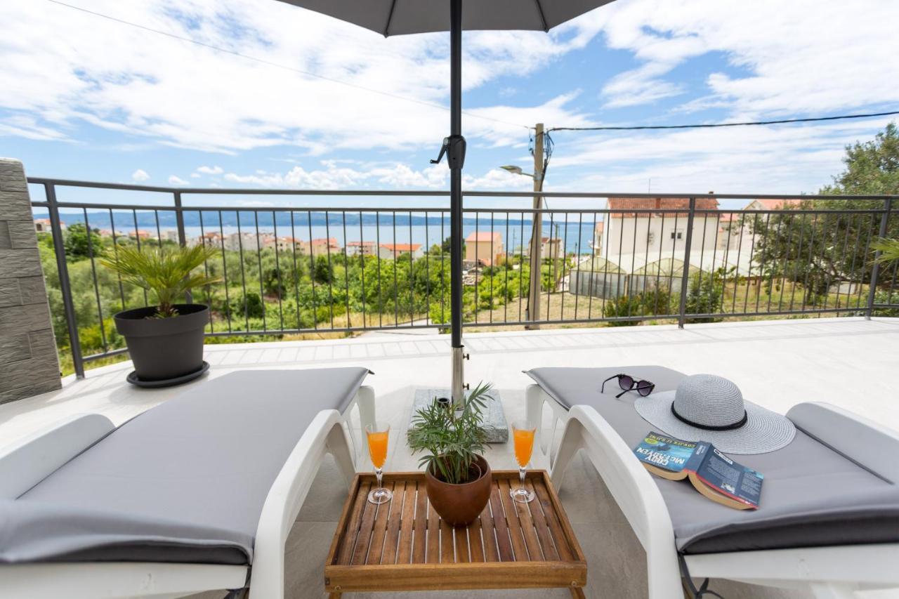 Apartments Lidija - Sea View Apartment With Exclusive Right Of Using Hot Tub Or Split Level Apartment With Exclusive Right Of Using Pool Подстрана Екстер'єр фото